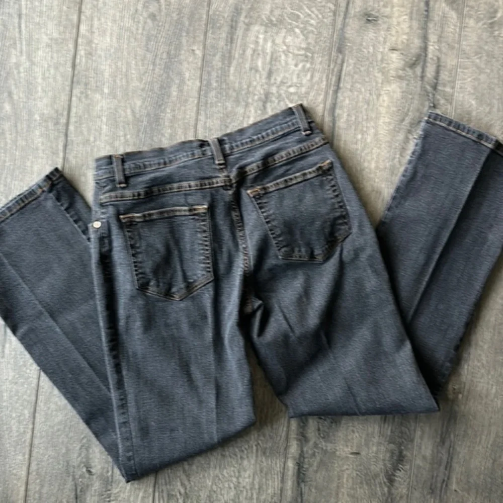 Soft Surroundings jeans, blue gray, dark denim size medium petite bikercore